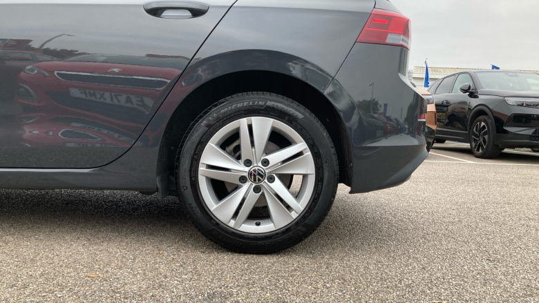 Volkswagen Golf 1.5 TSI Life 5dr Petrol Hatchback